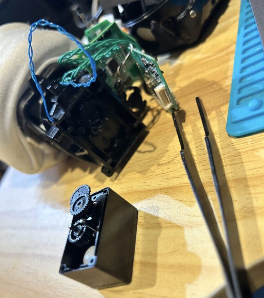 モフリンを分解したところ